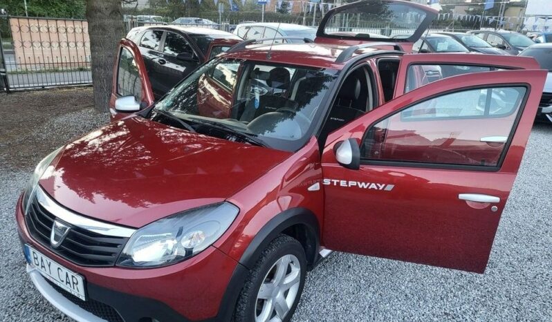 DACIA Sandero Stepway  | FWD (przód) | Manualna | 82 KM | Bordowy full