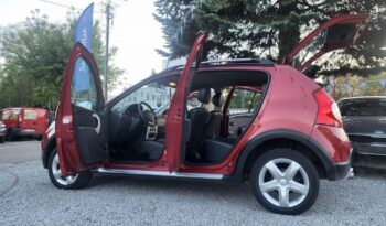 DACIA Sandero Stepway  | FWD (przód) | Manualna | 82 KM | Bordowy full