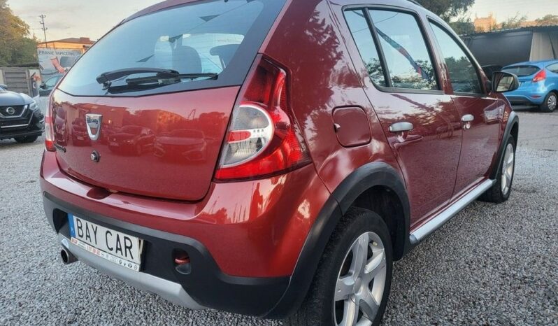 DACIA Sandero Stepway  | FWD (przód) | Manualna | 82 KM | Bordowy full