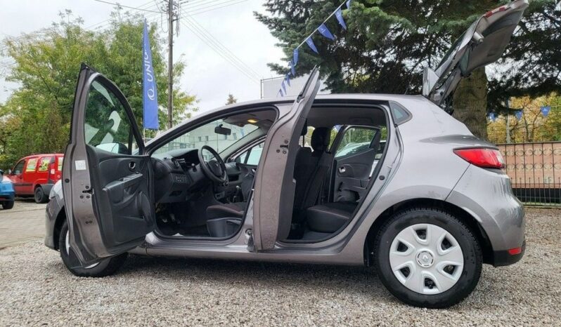RENAULT Clio  | FWD (przód) | Manualna | 73 KM | Szary full