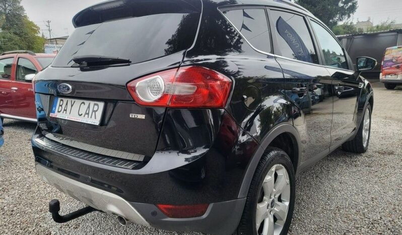 FORD Kuga  | FWD (przód) | Manualna | 136 KM | Czarny full
