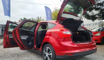 FORD Focus  | FWD (przód) | Manualna | 105 KM | Bordowy full
