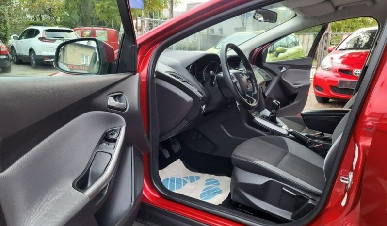 FORD Focus  | FWD (przód) | Manualna | 105 KM | Bordowy full