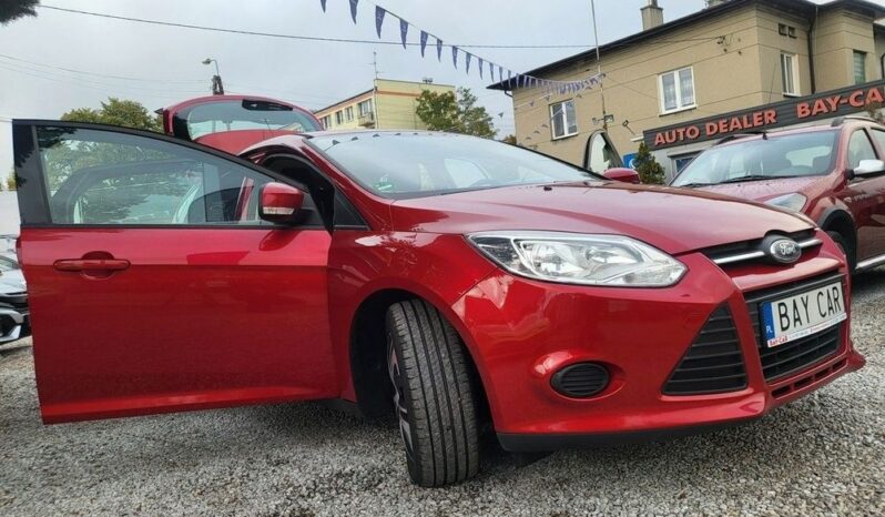 FORD Focus  | FWD (przód) | Manualna | 105 KM | Bordowy full