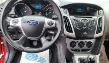 FORD Focus  | FWD (przód) | Manualna | 105 KM | Bordowy full