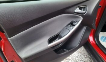 FORD Focus  | FWD (przód) | Manualna | 105 KM | Bordowy full