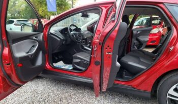 FORD Focus  | FWD (przód) | Manualna | 105 KM | Bordowy full