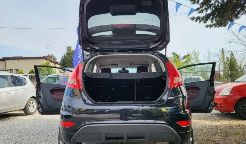 FORD Fiesta  | FWD (przód) | Manualna | 82 KM | Czarny full