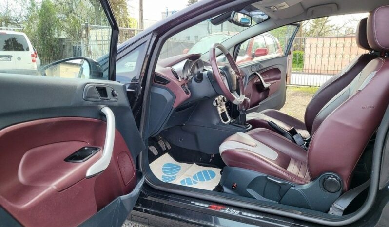 FORD Fiesta  | FWD (przód) | Manualna | 82 KM | Czarny full