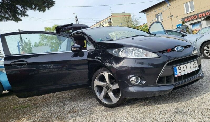 FORD Fiesta  | FWD (przód) | Manualna | 82 KM | Czarny full