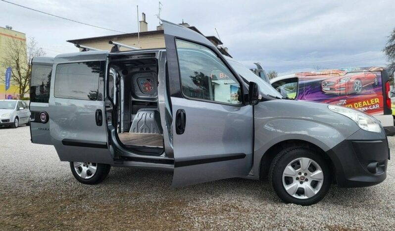 FIAT Doblo  | FWD (przód) | Manualna | 90 KM | Szary full