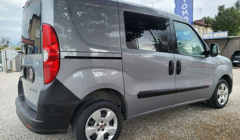 FIAT Doblo  | FWD (przód) | Manualna | 90 KM | Szary full
