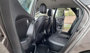 HYUNDAI ix35  | FWD (przód) | Manualna | 135 KM | Szary full