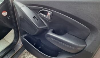 HYUNDAI ix35  | FWD (przód) | Manualna | 135 KM | Szary full