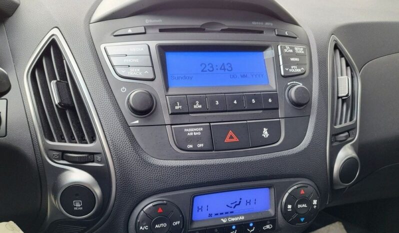 HYUNDAI ix35  | FWD (przód) | Manualna | 135 KM | Szary full