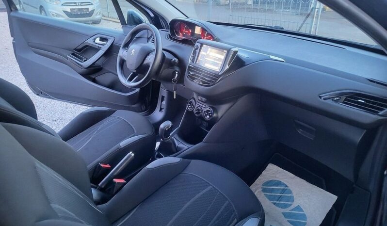 PEUGEOT 208  | FWD (przód) | Manualna | 70 KM | Czarny full
