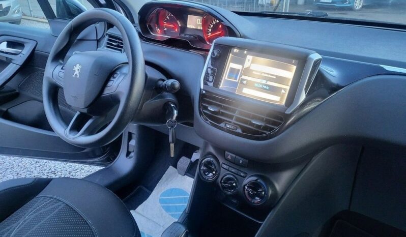 PEUGEOT 208  | FWD (przód) | Manualna | 70 KM | Czarny full