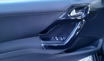 PEUGEOT 208  | FWD (przód) | Manualna | 70 KM | Czarny full
