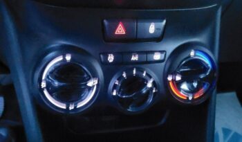 PEUGEOT 208  | FWD (przód) | Manualna | 70 KM | Czarny full