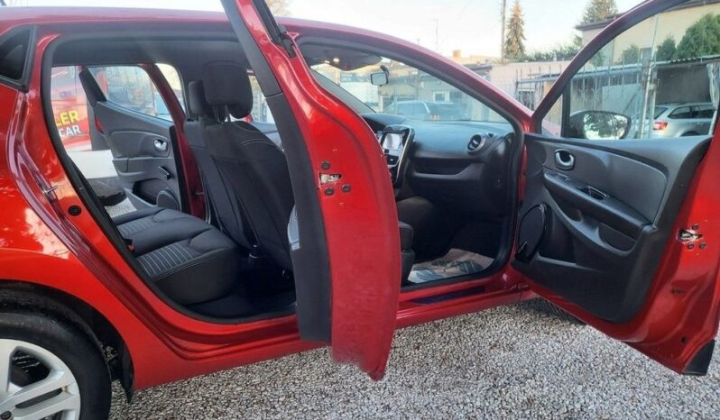 RENAULT Clio  | FWD (przód) | Manualna | 73 KM | Bordowy full