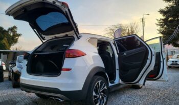 HYUNDAI Tucson  | 4×4 (doł. automatycznie) | Automatyczna | 185 KM | Biały full