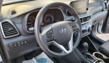 HYUNDAI Tucson  | 4×4 (doł. automatycznie) | Automatyczna | 185 KM | Biały full