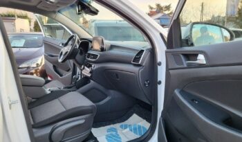HYUNDAI Tucson  | 4×4 (doł. automatycznie) | Automatyczna | 185 KM | Biały full