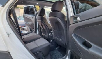 HYUNDAI Tucson  | 4×4 (doł. automatycznie) | Automatyczna | 185 KM | Biały full