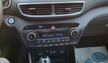 HYUNDAI Tucson  | 4×4 (doł. automatycznie) | Automatyczna | 185 KM | Biały full