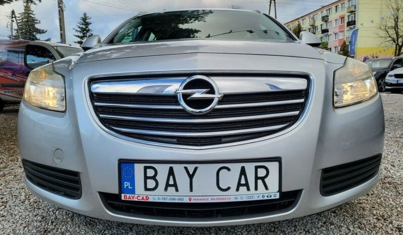 OPEL Insignia  | FWD (przód) | Manualna | 140 KM | Srebrny full