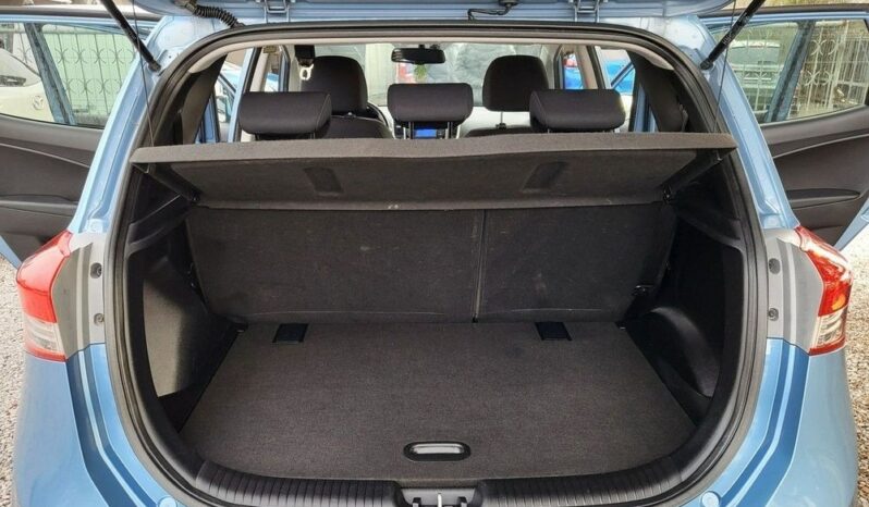 HYUNDAI ix20  | FWD (przód) | Manualna | 90 KM | Niebieski full