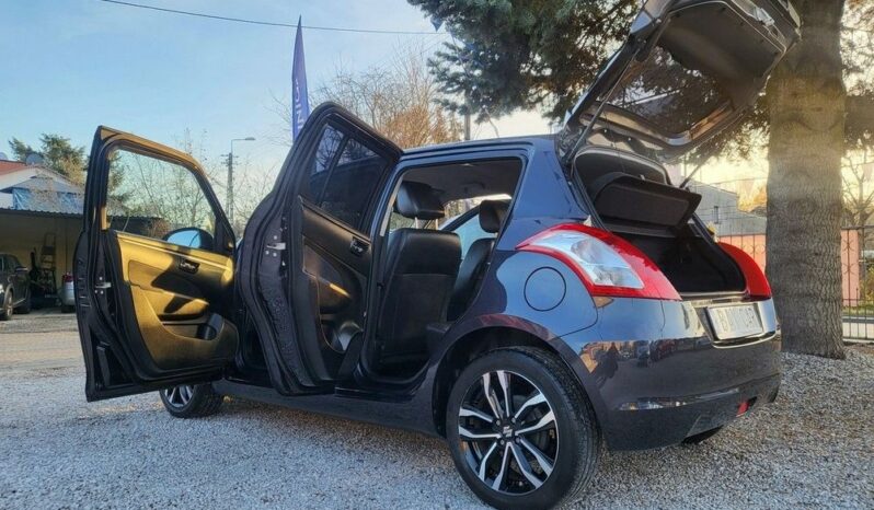 SUZUKI Swift  | FWD (przód) | Manualna | 74 KM | Czarny full