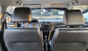 SUZUKI Swift  | FWD (przód) | Manualna | 74 KM | Czarny full