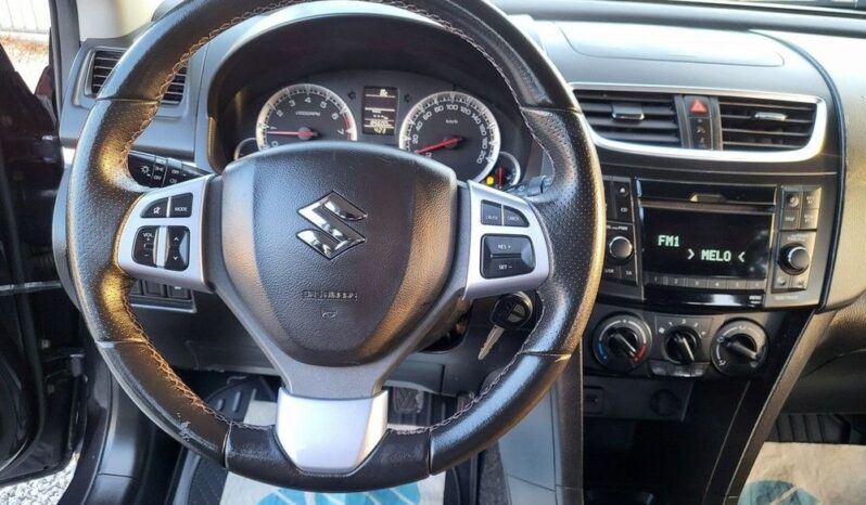 SUZUKI Swift  | FWD (przód) | Manualna | 74 KM | Czarny full