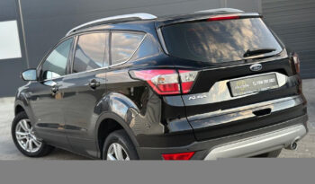 FORD Kuga  | 4×4 (doł. automatycznie) | Manualna | 150 KM | Czarny full