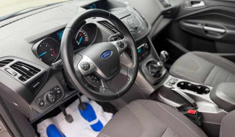 FORD Kuga  | FWD (przód) | Manualna | 150 KM | Szary full