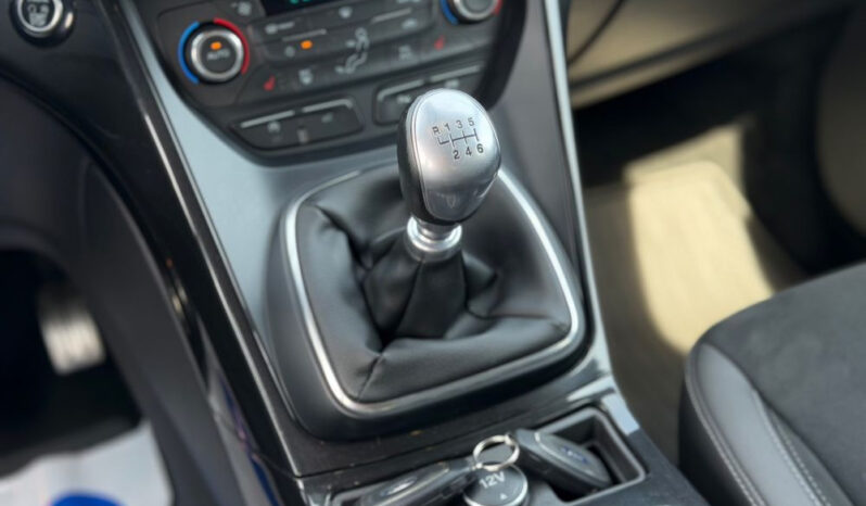 FORD Kuga  | FWD (przód) | Manualna | 150 KM | Czarny full