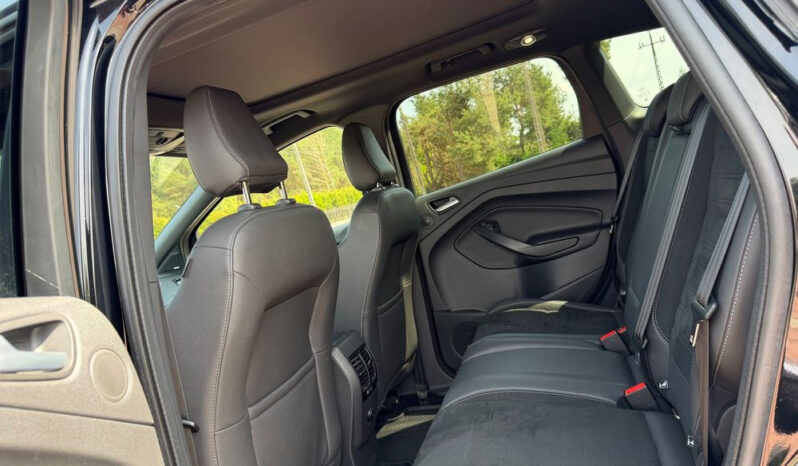 FORD Kuga  | FWD (przód) | Manualna | 150 KM | Czarny full