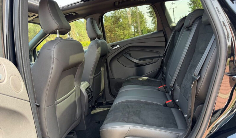 FORD Kuga  | FWD (przód) | Manualna | 150 KM | Czarny full