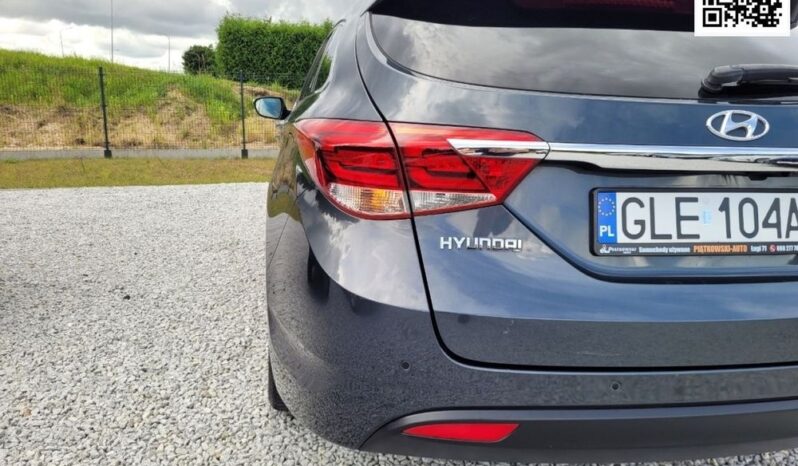 HYUNDAI i40  | FWD (przód) | Manualna | 141 KM | Szary full