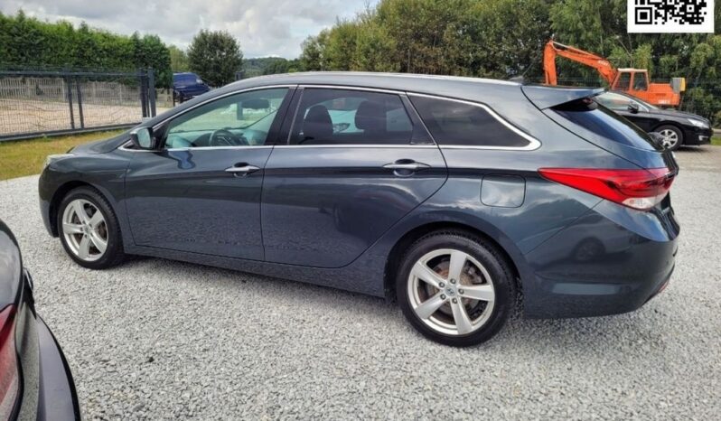 HYUNDAI i40  | FWD (przód) | Manualna | 141 KM | Szary full
