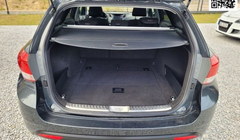 HYUNDAI i40  | FWD (przód) | Manualna | 141 KM | Szary full