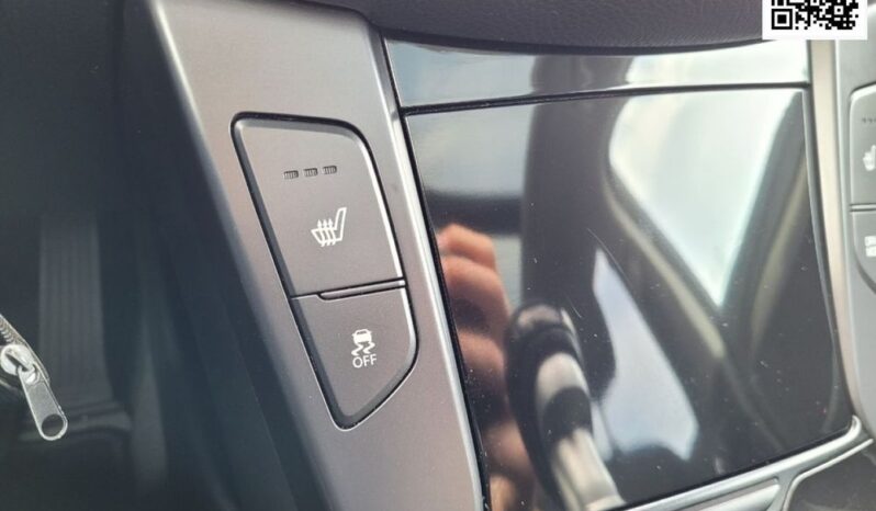 HYUNDAI i40  | FWD (przód) | Manualna | 141 KM | Szary full
