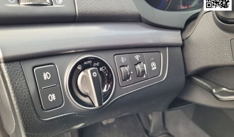 HYUNDAI i40  | FWD (przód) | Manualna | 141 KM | Szary full