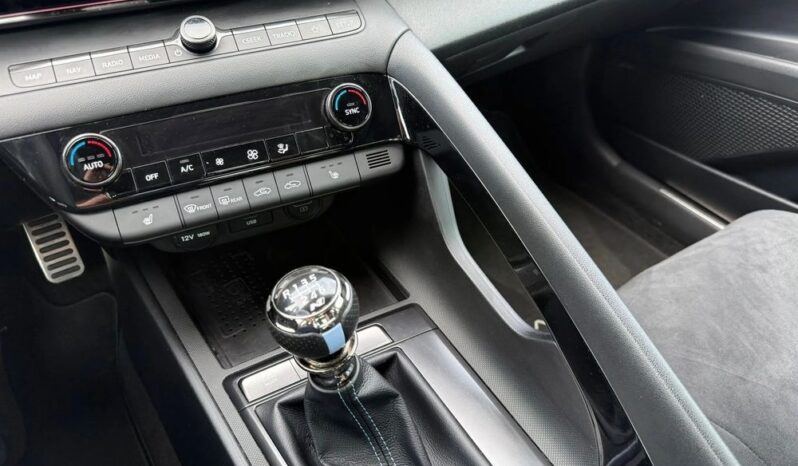 HYUNDAI Elantra | FWD (przód) | Manualna | 280 KM | Niebieski full