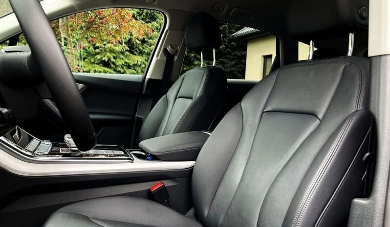 AUDI Q7  | 4×4 (stały) | Automatyczna | 231 KM | Szary full