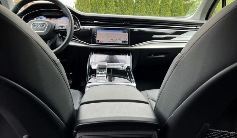 AUDI Q7  | 4×4 (stały) | Automatyczna | 231 KM | Szary full