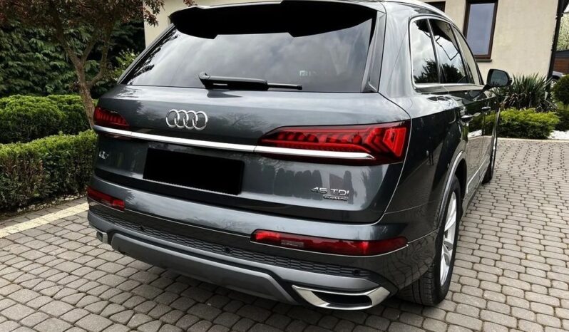 AUDI Q7  | 4×4 (stały) | Automatyczna | 231 KM | Szary full