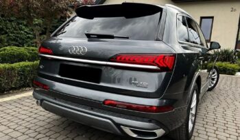 AUDI Q7  | 4×4 (stały) | Automatyczna | 231 KM | Szary full