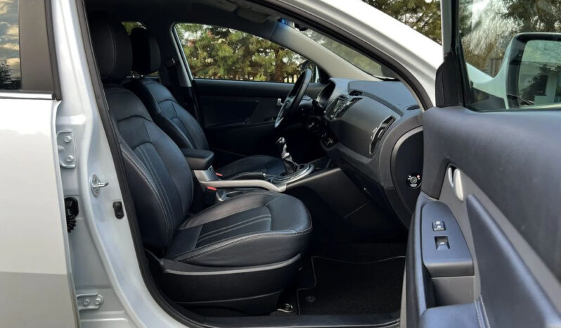 KIA Sportage  | FWD (przód) | Manualna | 135 KM | Biały full